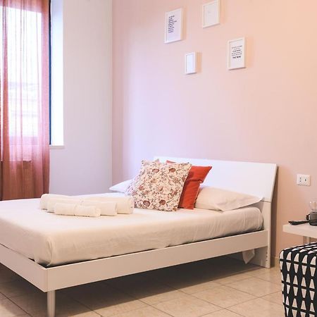Nana Guest Rooms เนเปิลส์ ภายนอก รูปภาพ